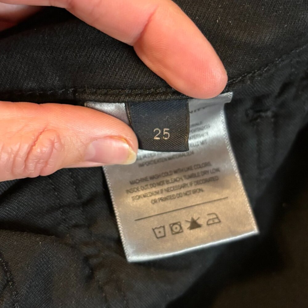 Citizens of Humanity Isola Slim Crop Jean in Plush Black, Size 25 - Picture 4 of 7